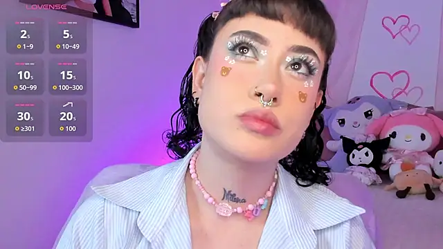 melody suarez online show from 10.28.25