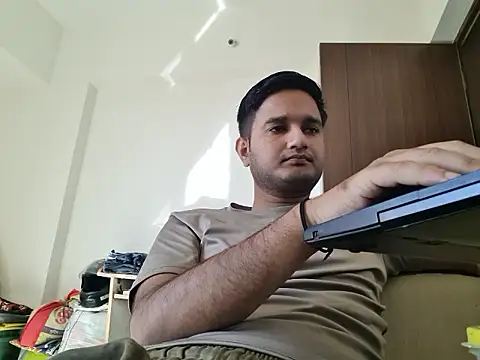 Snapshot of Jonrobinso chatting on 02.28.26 Jonrobinso online show from 02.28.26