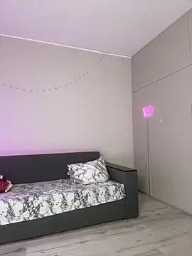 LoveLuna  online show from 10.06.25