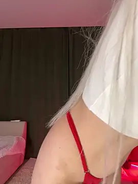 LoveLuna  online show from 05.29.26