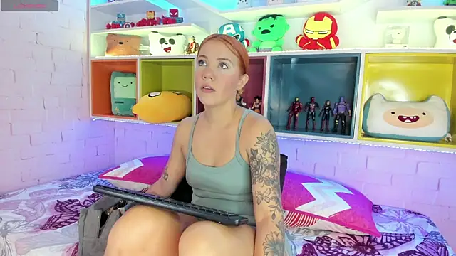 MelaniieRoux online show from 04.08.26