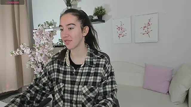 Belle Via online show from 04.14.26