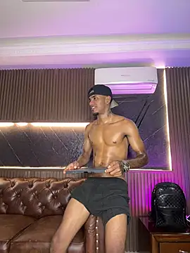 AaronCruz  online show from 03.27.26