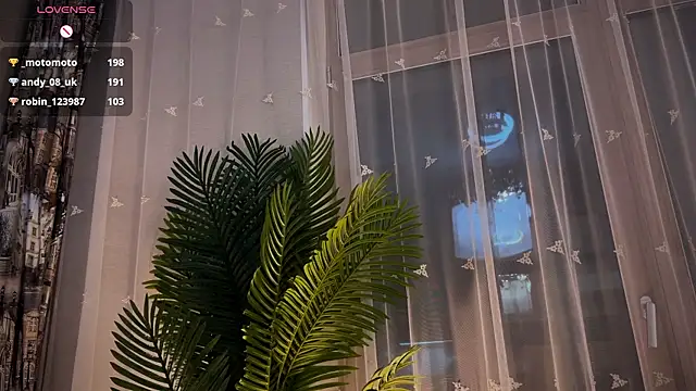 PollyAgata online show from 02.14.25