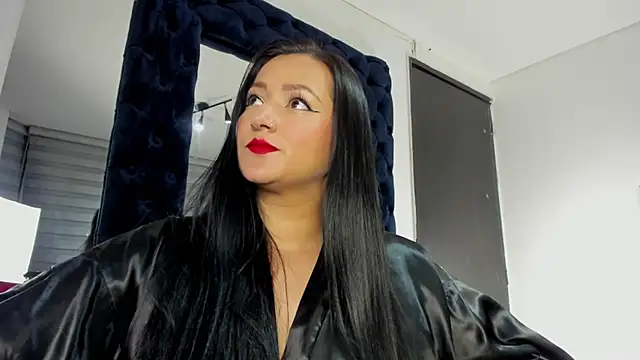  Cristal evans online show from 02.08.25