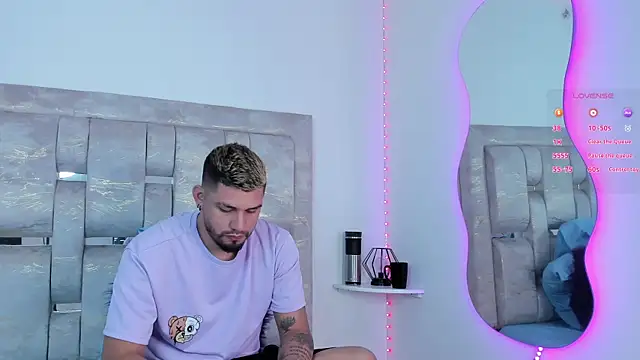 Snapshot of Jacoob19_ chatting on 01.16.25 Jacoob19 online show from 01.16.25