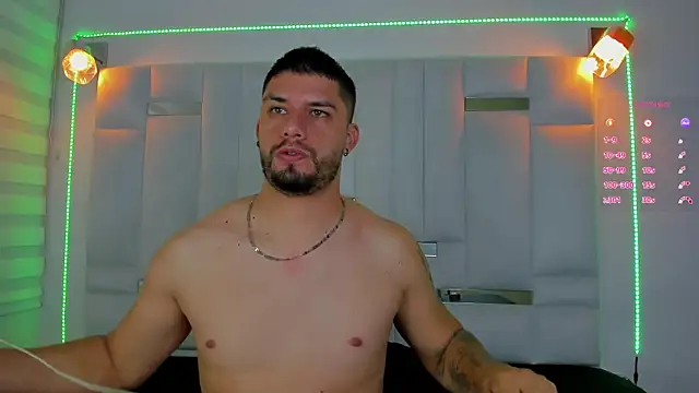 Snapshot of Jacoob19_ chatting on 02.19.25 Jacoob19 online show from 02.19.25