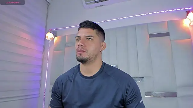 Snapshot of Jacoob19_ chatting on 03.18.25 Jacoob19 online show from 03.18.25