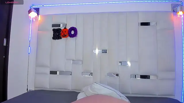 Snapshot of Jacoob19_ chatting on 10.16.25 Jacoob19 online show from 10.16.25