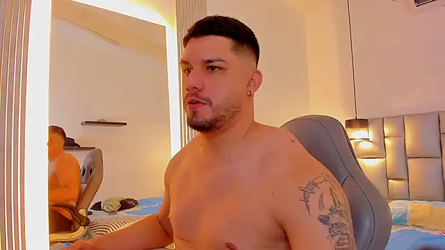 Snapshot of Jacoob19_ chatting on 12.05.25 Jacoob19 online show from 12.05.25