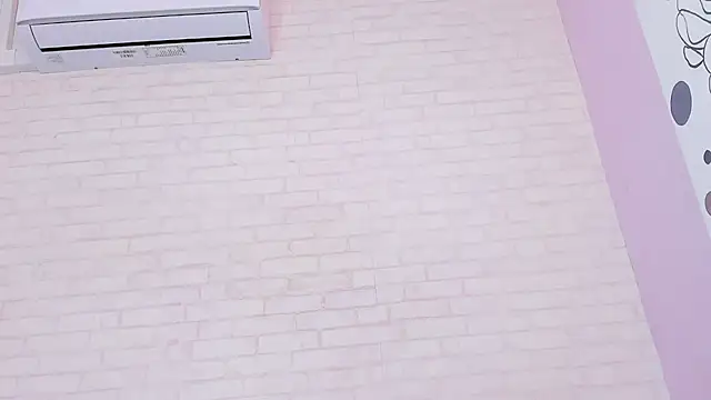 Tiffany mendez online show from 02.25.25