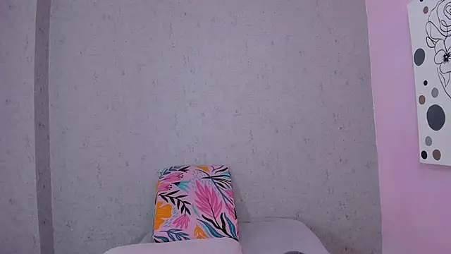 Tiffany mendez online show from 10.16.25