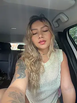 amanda-medrano1 online show from 05.19.26