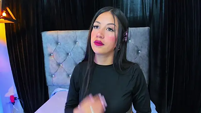 JulessCornett online show from 03.05.25