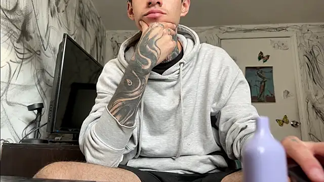 Snapshot of Saturno_v chatting on 01.16.25 Saturno v online show from 01.16.25