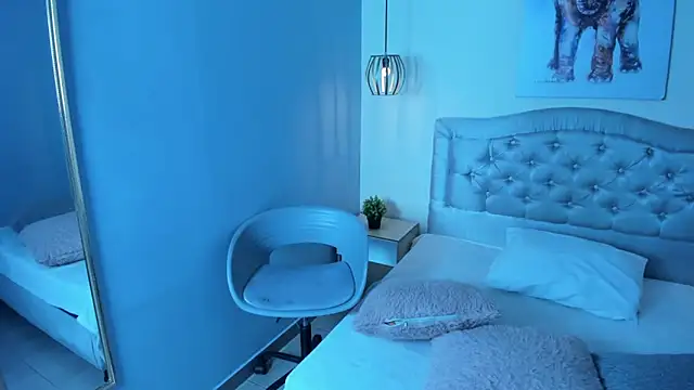 escarleth   online show from 02.28.26