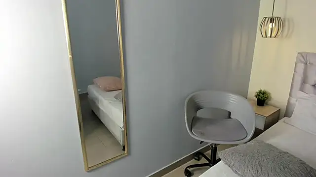 escarleth   online show from 03.16.26