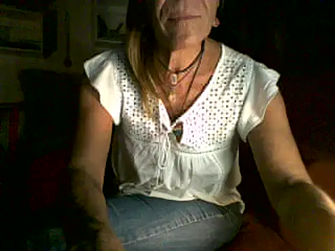 Snapshot of sabinytahot chatting on 12.02.24 sabinytahot online show from 12.02.24