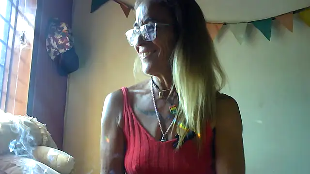 Snapshot of sabinytahot chatting on 01.11.26 sabinytahot online show from 01.11.26