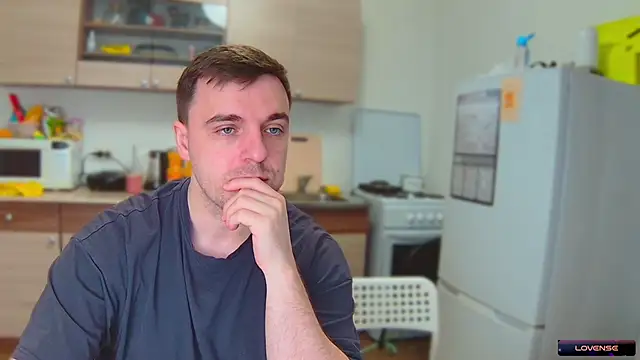 Snapshot of fcjuicy_pussy chatting on 12.29.24 fcjuicy pussy online show from 12.29.24