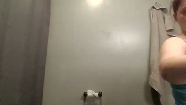 lilbishmiss online show from 11.14.25