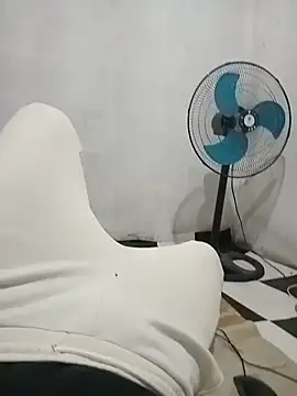 izinjamfee2 online show from 03.23.26