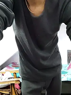 Snapshot of Habibi_big_b chatting on 12.22.24 Habibi big b online show from 12.22.24