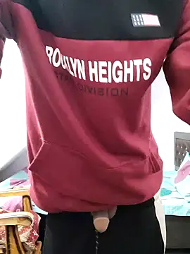 Snapshot of Habibi_big_b chatting on 12.25.24 Habibi big b online show from 12.25.24