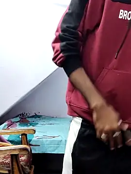 Snapshot of Habibi_big_b chatting on 01.16.25 Habibi big b online show from 01.16.25