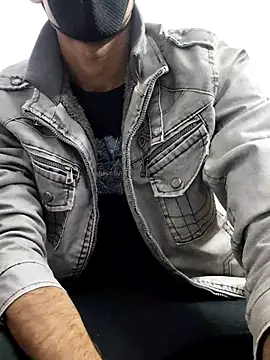 Snapshot of Habibi_big_b chatting on 02.20.25 Habibi big b online show from 02.20.25