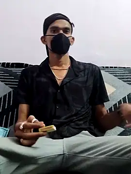 Snapshot of Habibi_big_b chatting on 03.19.25 Habibi big b online show from 03.19.25