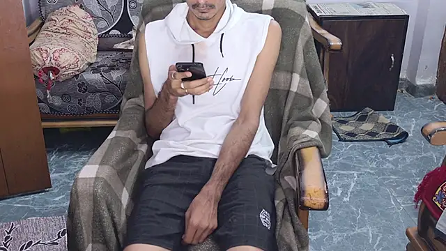 Snapshot of Habibi_big_b chatting on 05.14.26 Habibi big b online show from 05.14.26