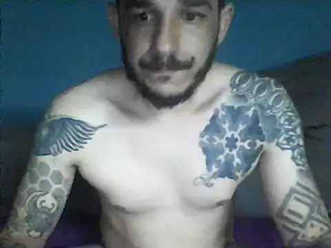 Snapshot of Kurqga chatting on 03.22.25 Kurqga online show from 03.22.25