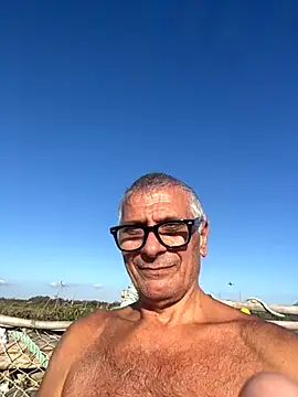 Snapshot of 4n4l1zz4m1 chatting on 11.11.25 4n4l1zz4m1 online show from 11.11.25