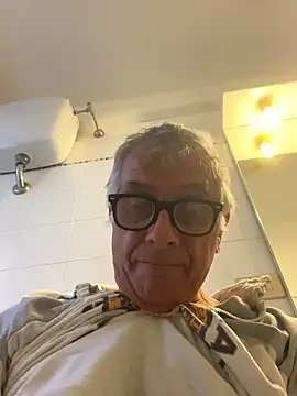 4n4l1zz4m1 online show from 01.10.26