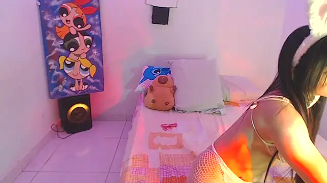 Snapshot of jhoanitahot chatting on 10.25.25 jhoanitahot online show from 10.25.25