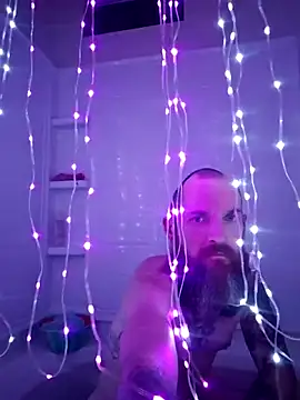 lit702 online show from 12.23.25