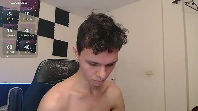 Snapshot of bryamado69 chatting on 12.01.25 bryamado69 online show from 12.01.25