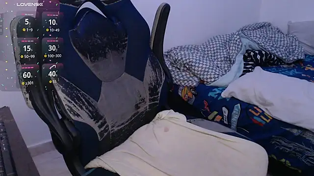 Snapshot of bryamado69 chatting on 01.14.26 bryamado69 online show from 01.14.26