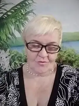 VioletSweet566 online show from 12.04.24