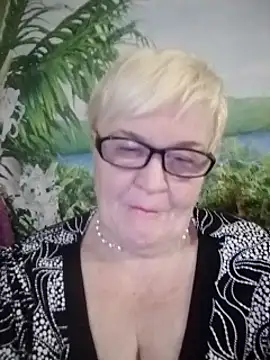 VioletSweet566 online show from 12.04.24