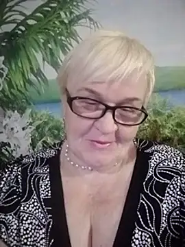 VioletSweet566 online show from 12.05.24