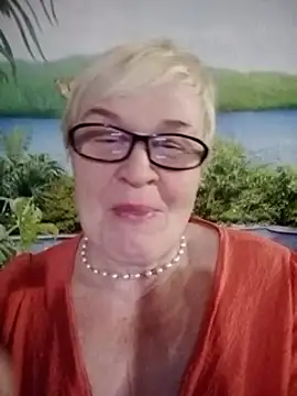 VioletSweet566 online show from 12.08.24