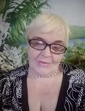 VioletSweet566 online show from 02.02.25