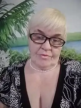 VioletSweet566 online show from 02.21.25