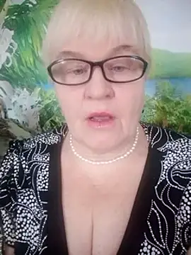 VioletSweet566 online show from 02.26.25