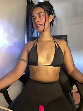 Laura fernandezII online show from 03.16.25