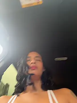 Laura fernandezII online show from 05.13.26