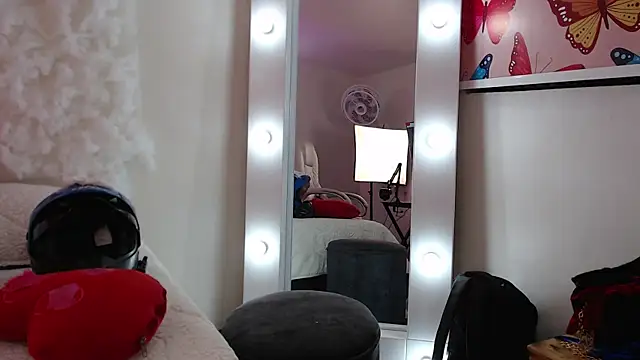  sharlotte777 online show from 02.14.25