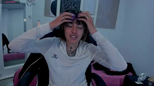  sharlotte777 online show from 09.25.25